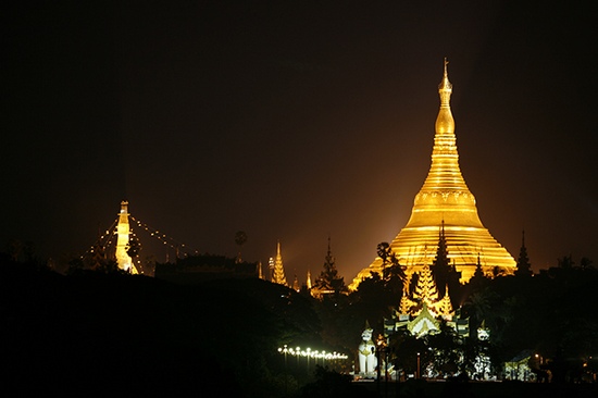 Photo -  Rangoon, Shwedagon Paya