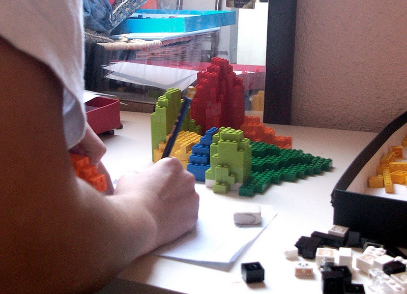 Photo : un cartogramme en Legos : les migrations sur le continent américain
