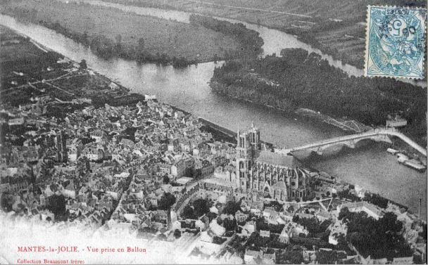 Vue aérienne de Mantes en ballon 1900